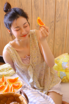 美丽的姑娘免费版在线观看